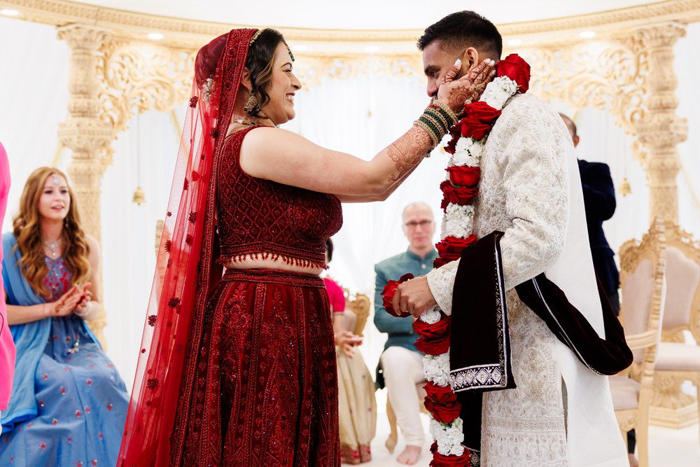 Hindu wedding ceremony at Oatland Park hotel