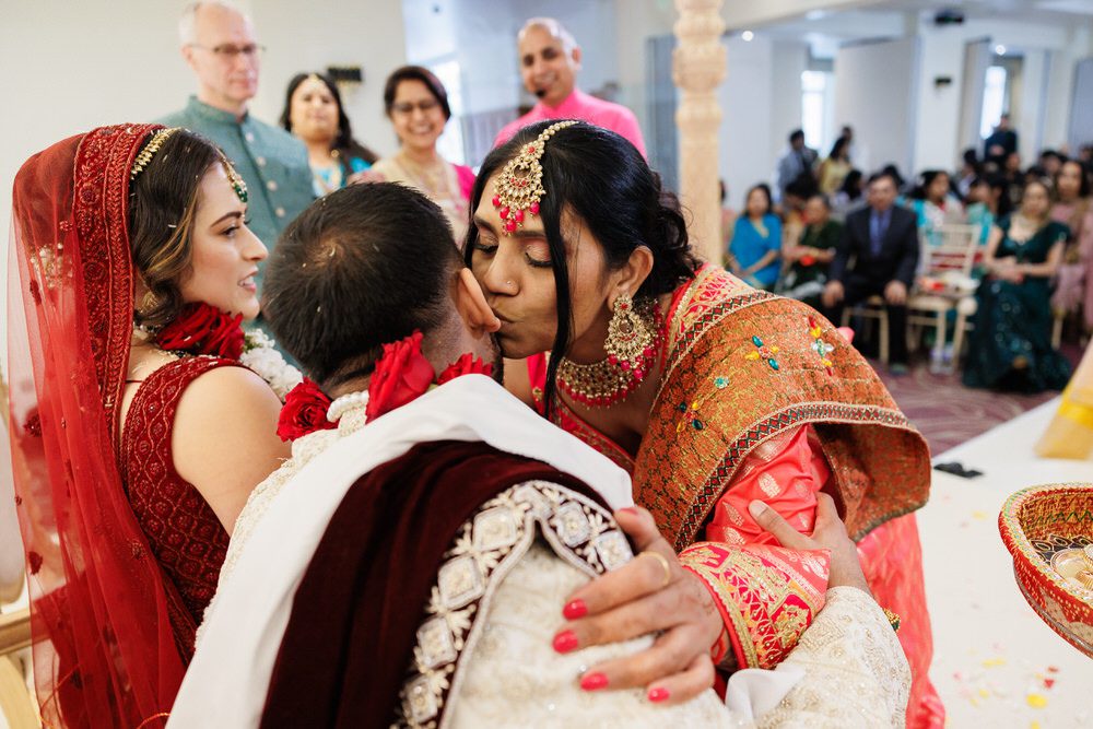 Hindu wedding ceremony at Oatland Park hotel