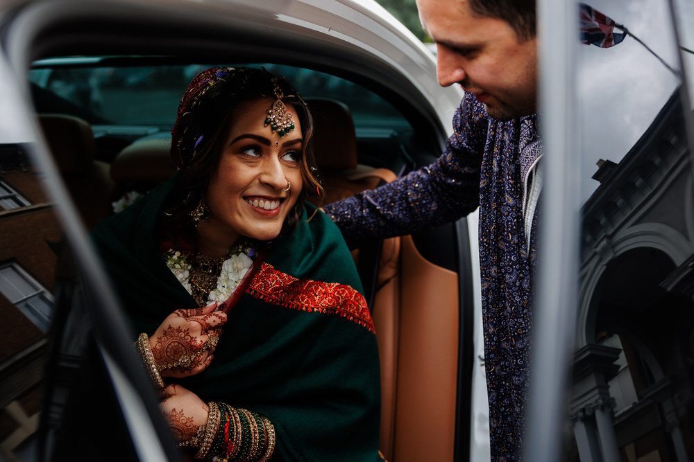 Hindu wedding ceremony at Oatland Park hotel